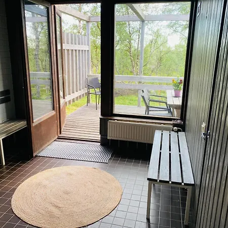 Arctic Raja Inn, Next To Norwegian Border * Naatamo