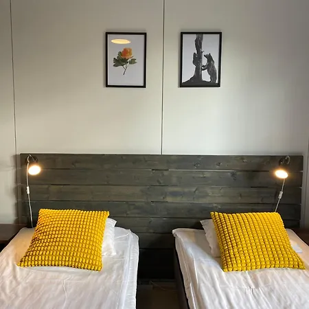 Arctic Raja Inn, Next To Norwegian Border *