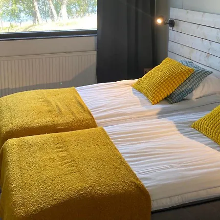 여관 Arctic Raja Inn, Next To Norwegian Border