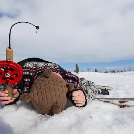 여관 Arctic Raja Inn, Next To Norwegian Border *