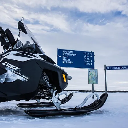 Arctic Raja Inn, Next To Norwegian Border 여관