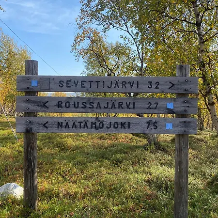 Estalagem Arctic Raja Inn, Next To Norwegian Border Naatamo