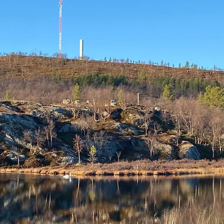 Arctic Raja Inn, Next To Norwegian Border *