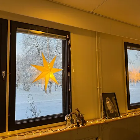 여관 Arctic Raja Inn, Next To Norwegian Border *