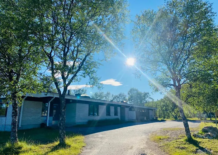 Arctic Raja Inn, Next To Norwegian Border