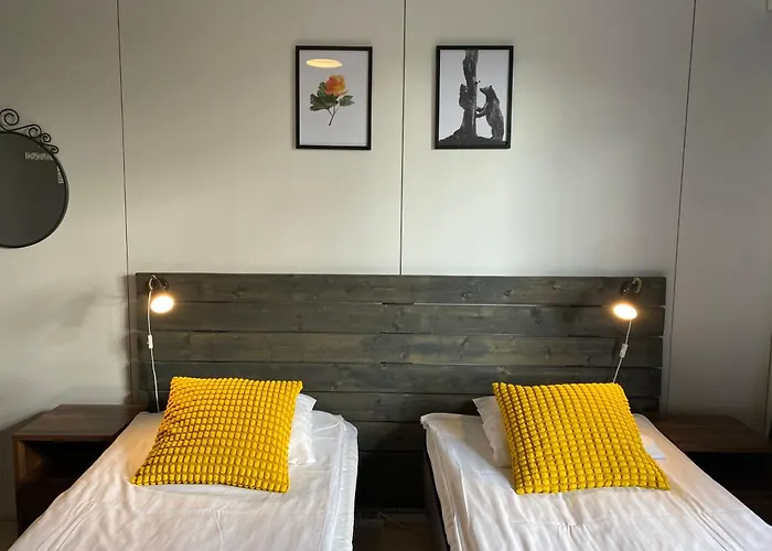 Arctic Raja Inn, Next To Norwegian Border *