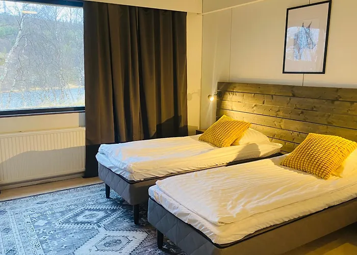 אורחן Arctic Raja Inn, Next To Norwegian Border
