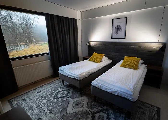 Arctic Raja Inn, Next To Norwegian Border Mini-hôtel *