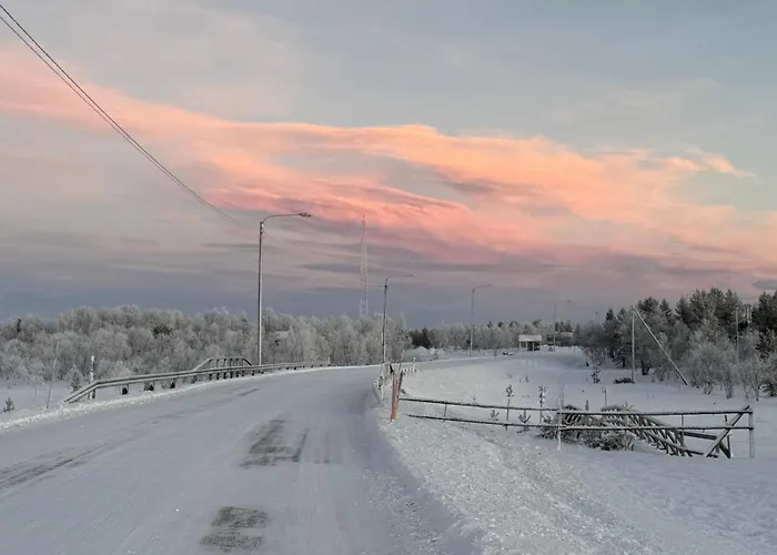 Arctic Raja Inn, Next To Norwegian Border *